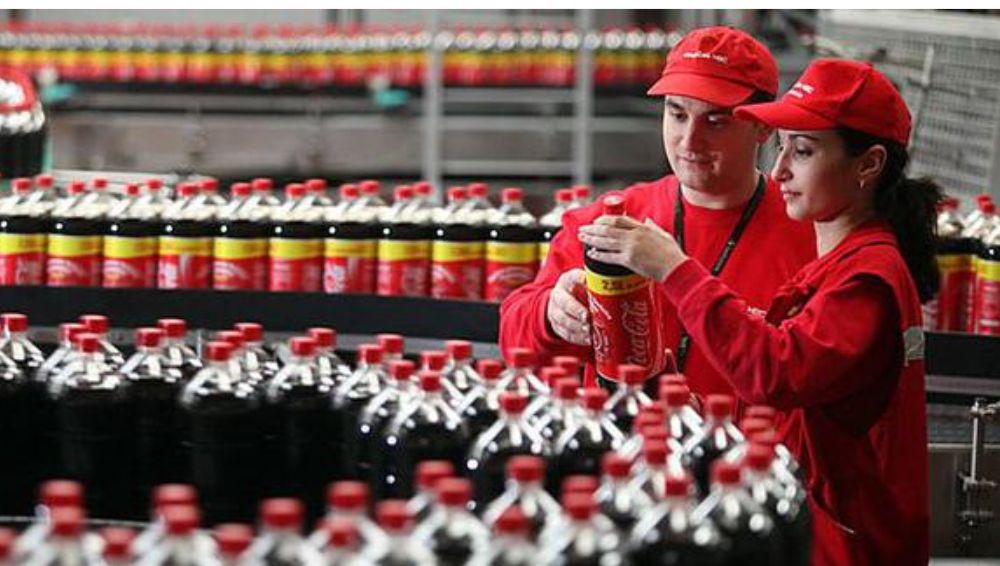 Coca Cola busca empleados y ofrece sueldos de hasta 183.000 pesos